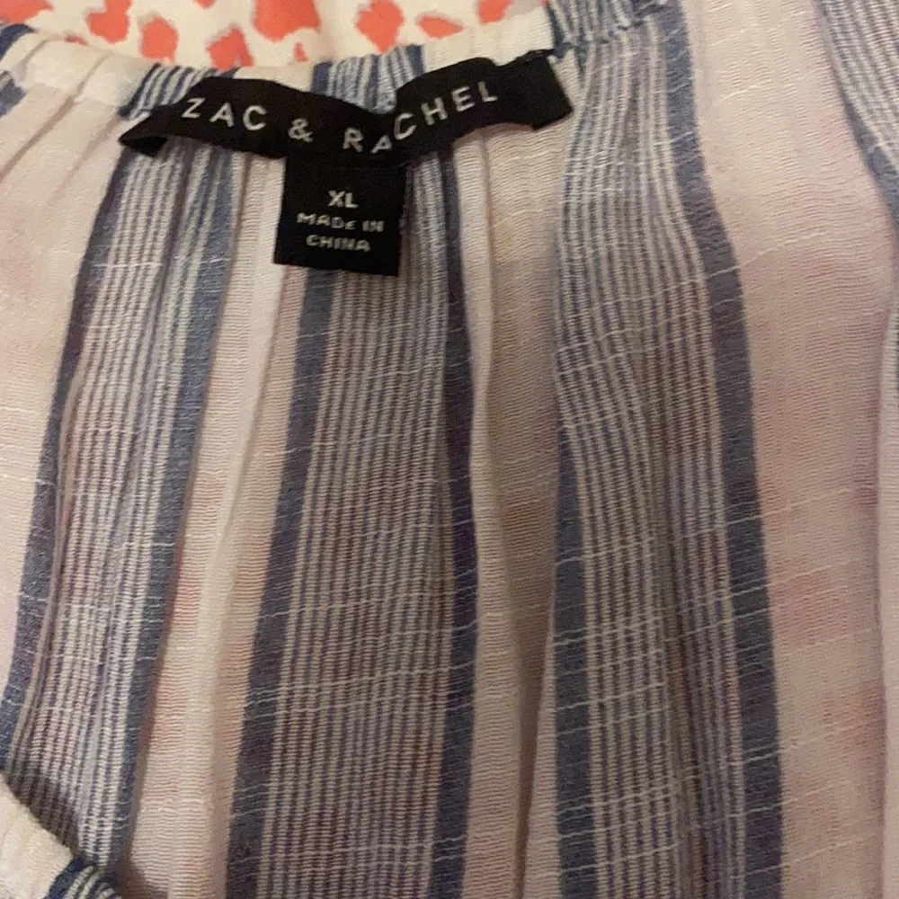 Perfect Summer Blouse - Picture 3 of 3